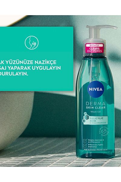 NIVEA Nivea Derma Skin Clear - Facial Cleansing Gel with Niacinamide and Salicylic Acid (Bha)