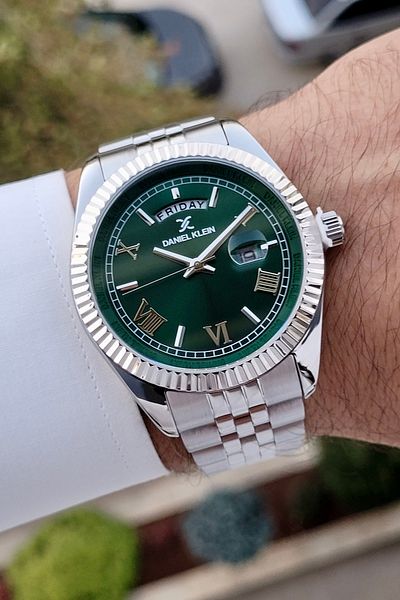 Daniel Klein Men's Green Cordon Silver Calendar Wristwatch - Day Function