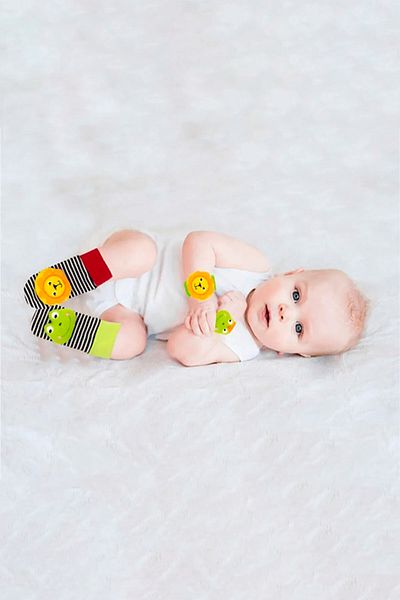 TRENDİMİZBİR Colorful Animals (frog and Lion) Rattle Socks and Bracelet Set