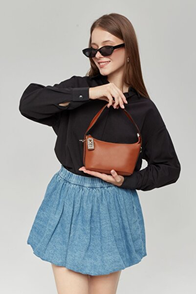 Morpelikan Women's Mini Shoulder Bag - Cross Chain Strap