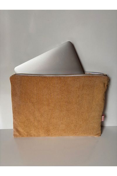BABY KANGAROO Beige Velvet - 13 Inch Laptop Lined Quilted Computer Bag