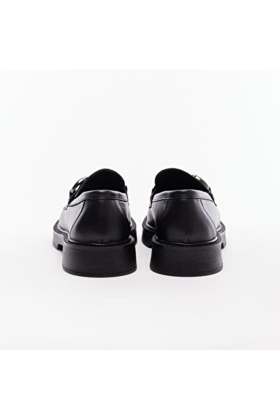 derinet Hakiki Deri Taş Aksesuarlı Kadın Casual Ayakkabı