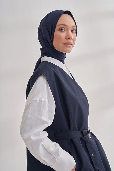ARMANDA Navy Blue Nanya Jacquard T Patterned Shawl