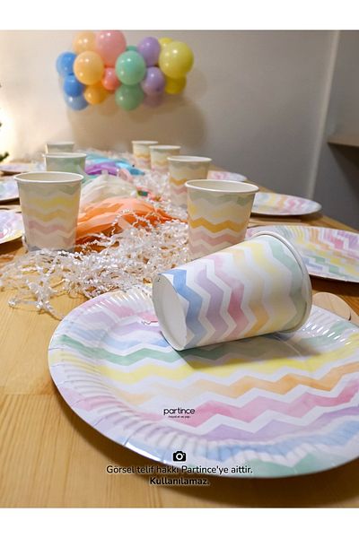 partince Macaron Zigzag Χάρτινο Πιάτο-Ποτήρι-Πιρούνι Κουτάλι Μαχαίρι- Σετ πάρτι 16 Σετ 3 τεμαχίων