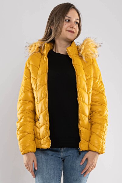 Robin D89739 Şapkalı Cepli Kısa Kadın Şişme Mont