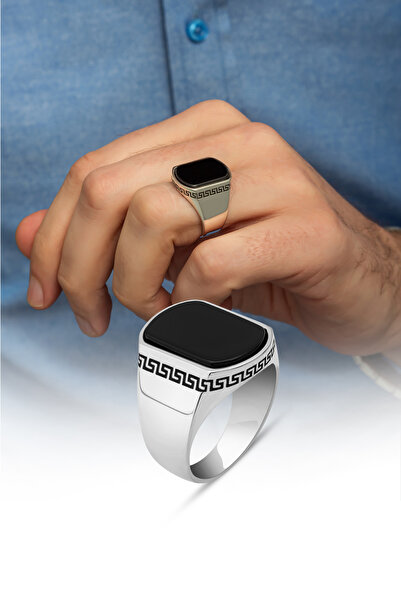 ALYANSEVİM Grek Desenli Siyah Oniks Taşlı 925 Gümüş Erkek Yüzük