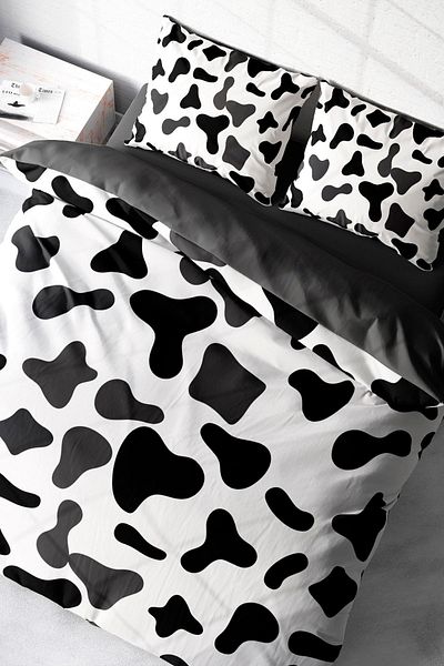 PerlaSera 3D Custom Design - Double Duvet Cover Set, Tightly Woven Cotton Satin, Cow