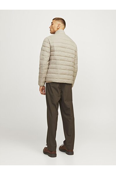 Jack & Jones Flauschige Jacke. Flauschige Jacke