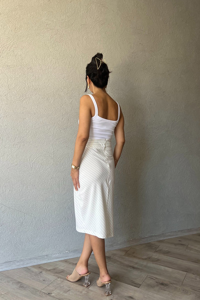 Seda Yalçın Atelier Fusta cu dungi albe de lungime midi