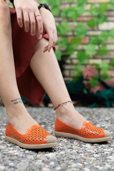 Riccon Orangefarbene Freizeitschuhe mit Strohdetail für Damen0012110