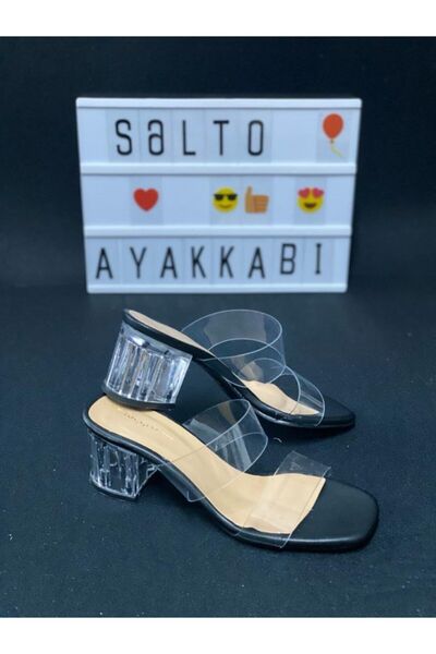 salto ayakkabı Μαύρες διάφανες παντόφλες με κορδόνια
