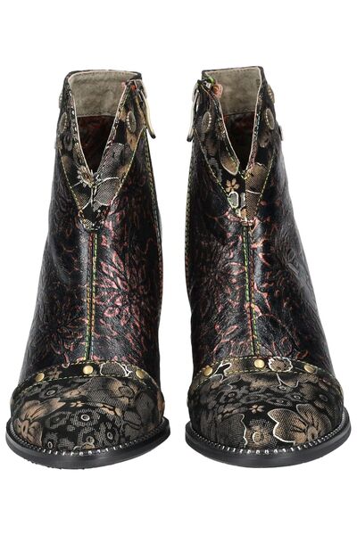 LAURA VITA Vyhlazování