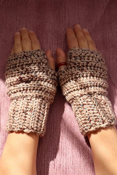 EHF LifeStyle Hand Knitted Fingerless Gloves / Hand Knitted Gloves / Fingerle...