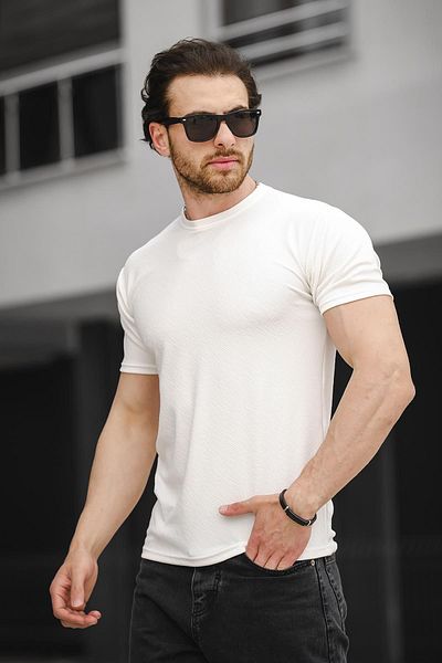Oksit Tricou bărbătesc slim lycra cu model jacquard cu decolteu slim