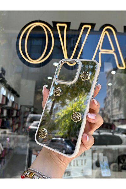 OVADA İphone 15 Pro Uyumlu Kamera Koruma Çerçeveli Aynalı Gold Çiçek Detaylı Silikon Kılıf