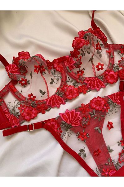 ROZENİN LINGERIE New Year's Special Red Floral Underwire Cupless Brode Bra Set (Bra-Tanga)