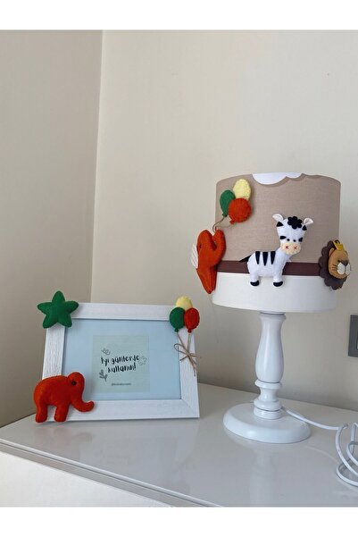 Leobabyroom Brown Cloudy Baby/Kid's Room Design with Amazon Animal Figure - Lampshade Frame Set