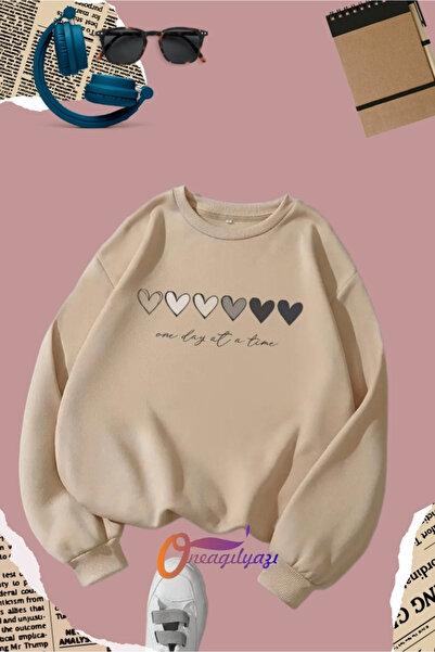 oneagılyazı Kalp Baskılı Kadın Sweatshirt