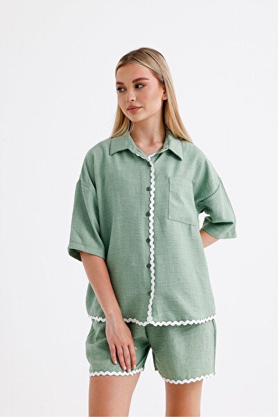 ikomteks Costum cu pantaloni scurți