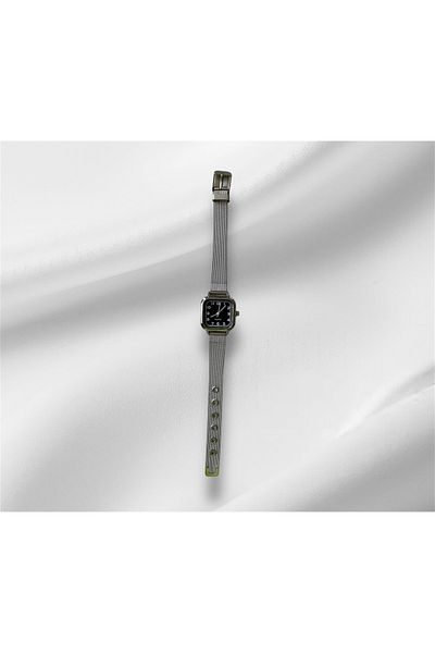Toz Vintage Ulla Vintage Retro Cut Wristwatch