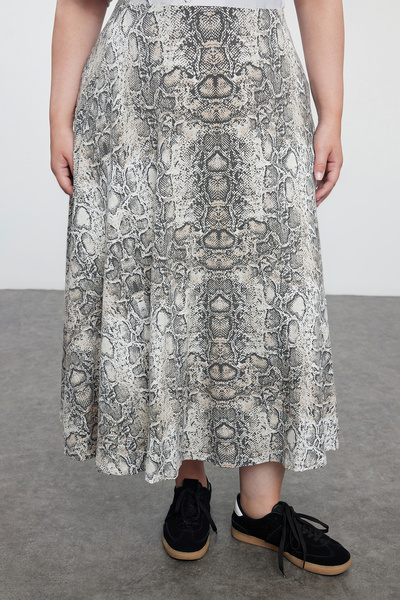 Trendyol Curve Beige A-Line Snake Print Knitted Plus Size Skirt Tbbaw25Az00007