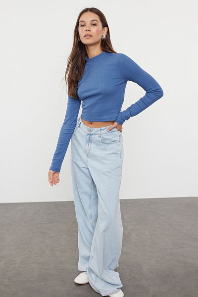 Trendyol Collection Indigo Washed Fitted Crop Stand-up γιακάς με ραβδώσεις ελαστική πλεκτή μπλούζα TWOAW25BZ00165