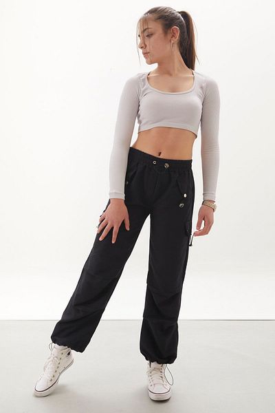 Cansın Mini Pantaloni negri cu parașuta Beli Merit Girl – Model 18059