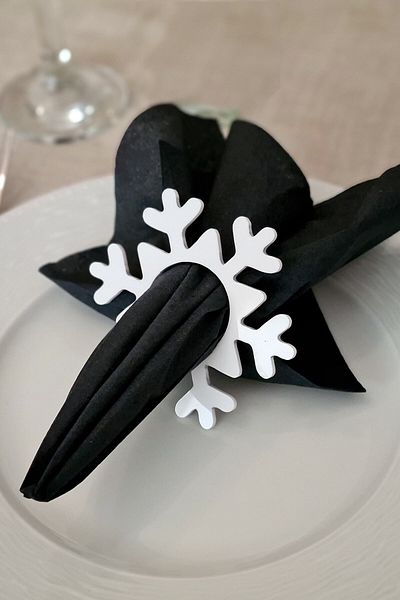 Story Snowflake 6-Piece White Color Acrylic Napkin Ring Napkin Ring