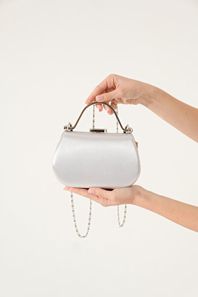 ROZA CANTA Ασημένια σατέν λαβή με λουράκι αλυσίδας Γυναικεία βραδινή τσάντα φορέματος