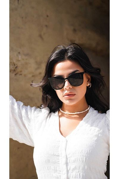 TomyHelf Uv400 Protection Sunglasses Black Vintage
