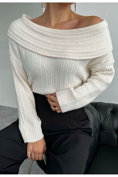 POMELO FASHİON Cremefarbener Pullover für Damen mit offener Schulterfalte