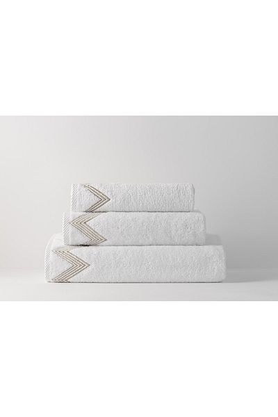 Gül Güler Zigzag Embroidered Hand Towel