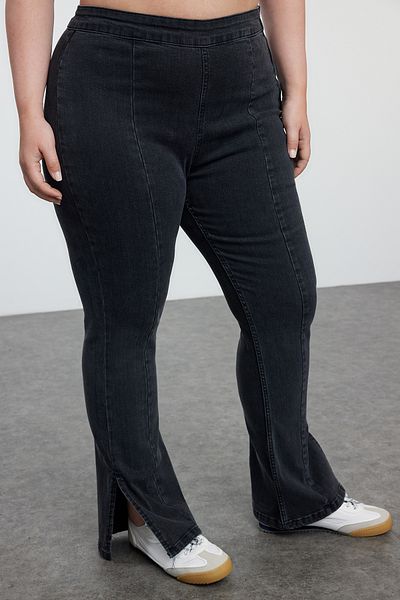 Trendyol Curve Plus Size Anthrazit Jeans - Spanisches Bein, Nahtdetail Tbbaw25cj00005