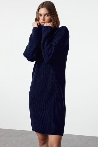 Trendyol Collection Sötétkék kötöttáru mini pulóver ruha - állógallér, puha textúra TWOAW24EL00058