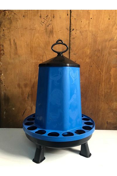 Petshop 15 Kilogram Winged Chicken Feeders - Animals