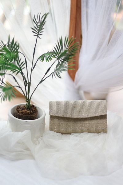 Moom Bag Geantă de umăr Mini Box Silvery Gold pentru femei