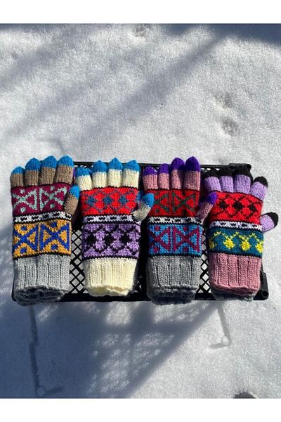 MESKSTORE 4 Pairs of Hand Knitted with Gloves
