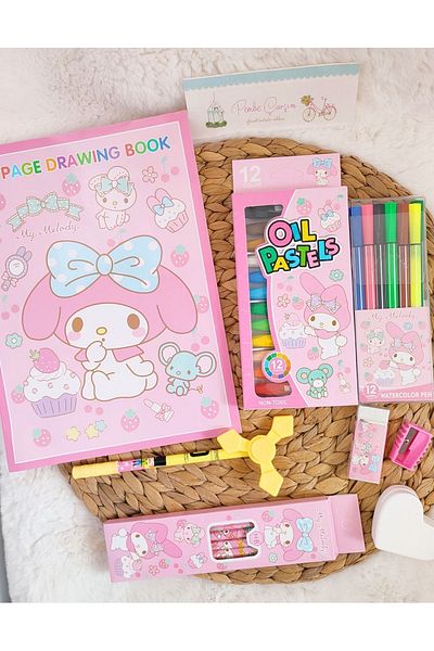 Pembe Çarşı مجموعة قرطاسية كبيرة من سانريو مع كتاب صور وأقلام تلوين