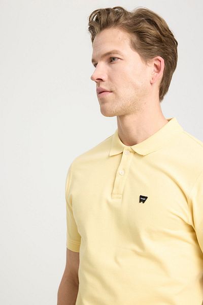 WRANGLER Žluté tričko Regular Fit Regular Cut Polo 100% bavlna