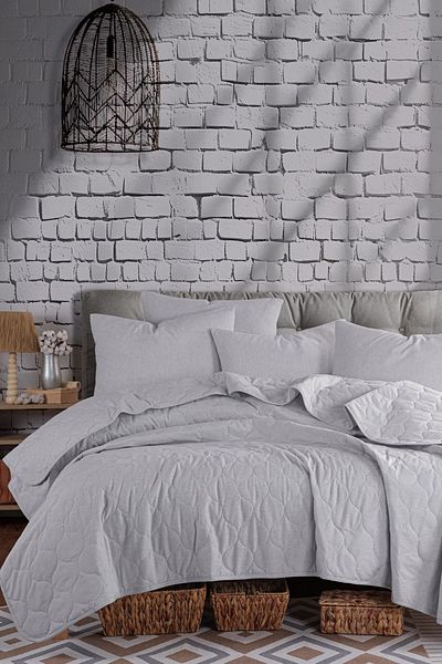 Eponj Home Double Quilted Bed Cover Set - Solid Gray