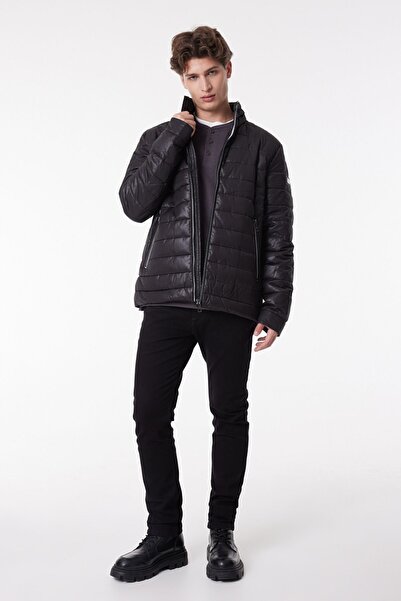 Lee Regular Fit Normal Cut High Collar Black Puffer Coat