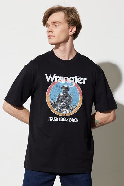 WRANGLER تي شيرت أسود بقصة عادية ورقبة دائرية 100% قطن