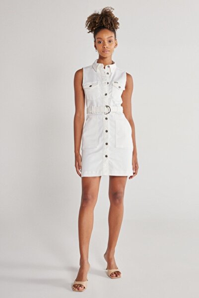 WRANGLER Regular Fit Normal Kesim Kolsuz Beyaz Jean Kot Elbise