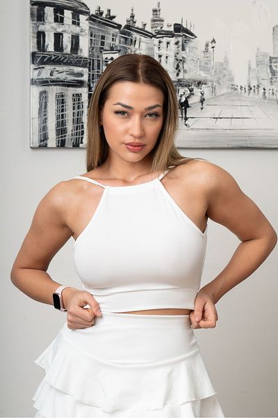 Oq OPEN BACK HAIR BRAIDED CROP