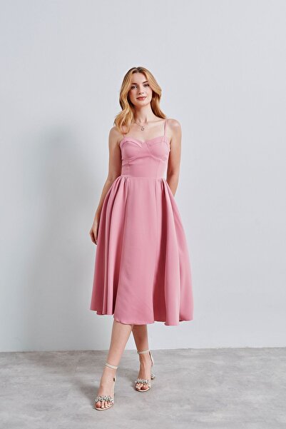 Rabia Çelik فستان سهرة وردي متوسط الطول - حزام قابل للتعديل وتنورة منتفخة