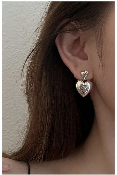 İLKYAZ ACCESSORY BOMBED DOUBLE HEART EARRINGS