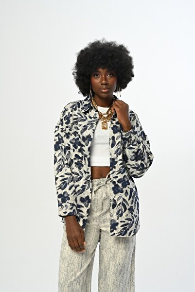 Orfeo Negro Cămașă pentru femei, cu model de flori mixte, în albastru bleumarin