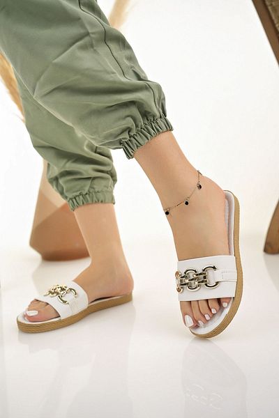 Modafırsat Papuci de zi cu zi albi de damă, eleganti, confortabili, cu cataramă, acasă, mare, plajă, oaspeți, papuci de zestre