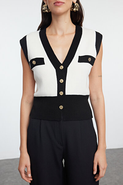 Trendyol Collection Приталений жилет з V-подібним вирізом і кишенями TWOAW25YE00029