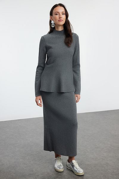 Trendyol Collection Prémium szürke kötöttáru alsó-felső szett - Flounce szoknya, TWOAW25AU00055